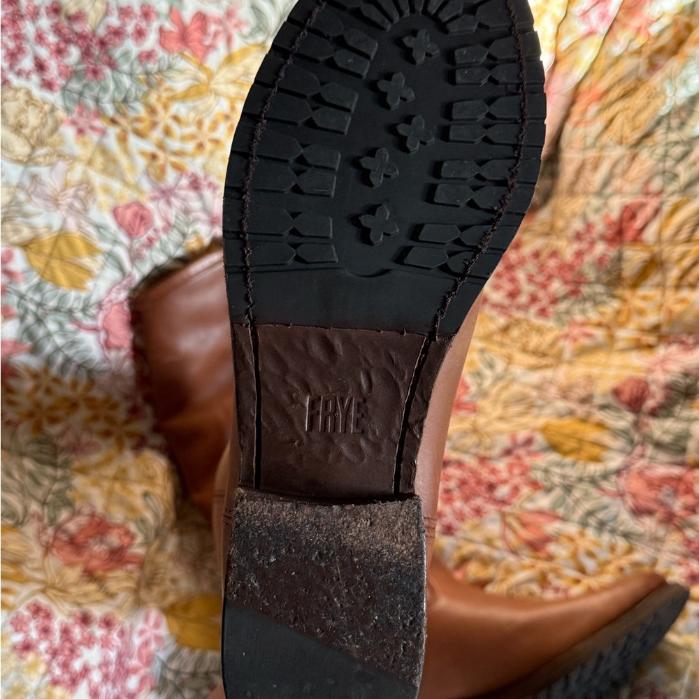 Frye boot - Picture 3 of 3